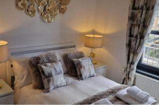 2 Bed-Sleeps 5-Parking-Sea View - Kirkcaldy - 8