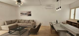 ROYAL Residences - 8