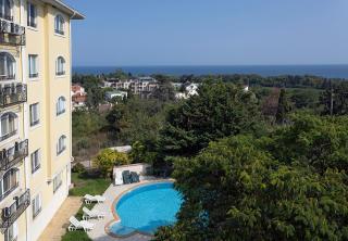 Lovely 2 bedroom 2 bath condo with View and a Pool - Bŭnzareto - 0