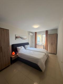 Lovely 2 bedroom 2 bath condo with View and a Pool - Bŭnzareto - 9