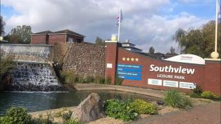 Cozy Family Caravan Skegness Holiday Park - Winthorpe - 0