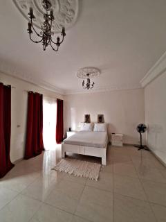 Private Room in Luxury Villa Secure Gated Area, Dakar - 2