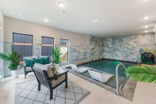 Smith Creek Resort - 5 Bedrooms 20 Guest - Indoor Pool - Resort Amenities - 6