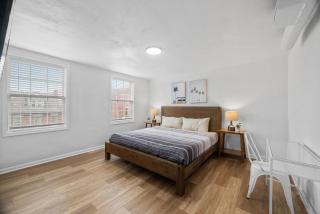 Bloomfield Pittsburgh D Stylish and Cozy Private Bedroom, Shared Bathroom, with Free Parking - Pittsburgh - 9