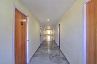 Super Townhouse Hills Palace - 9