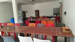 Radhika Hotel And Restaurant - 8