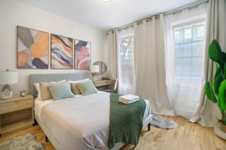 Cozy & Bright 2BR in Upper East Side - 0