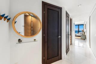 PENTHOUSE Ocean View Residence at South Beach - 1926 - 4