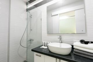 Condo with convenient location - 5