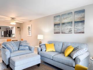 Newly Renovated St Augustine Beach & Tennis Club 2bed 2bath Condo w Oceanview - 1