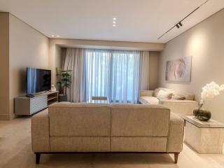 Luxury 3 Master Bedrooms with 1 Nanny Room and Pool View - Cairo - 3