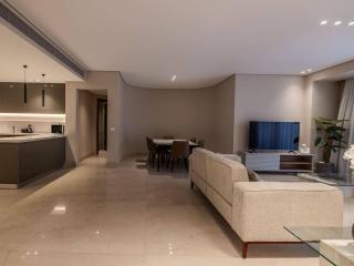 Luxury 3 Master Bedrooms with 1 Nanny Room and Pool View - Il Cairo - 2