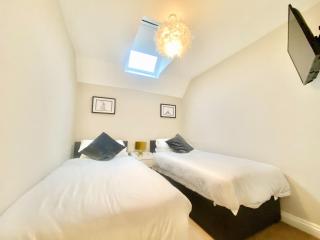 The Corner Barn - Cirencester - 2