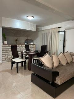 Very Spacious Vrijes Apartment w Balcony - Tivat - 6