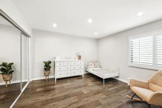 Burbank Bliss Retreat - 1