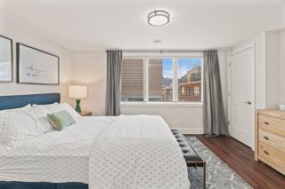 Washington Square West - 6
