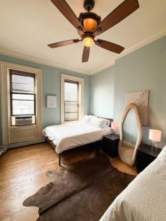 Old Charm Modern Comfort 5 min to NYC BBQ - 2