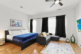 Amazing Studio King Suite Pool and Gym Central - 2