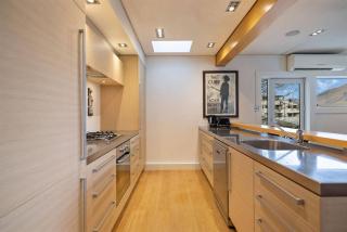 Ballarat Bach Views - Town Center Free Parking - 5