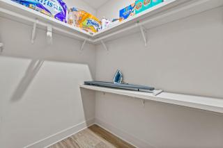 Stunning Studio - New and Luxury with Free Parking! - 1