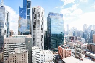 Shia Luxe Living With Serene Views - Melbourne - 6