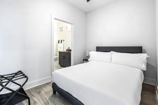 Channelside 1BD Free parking - 5