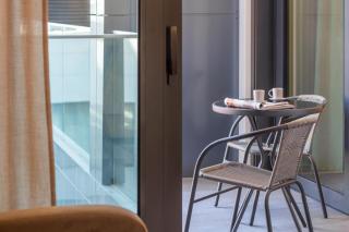 HILCROWN 19 Apartments by LovelyStay - 2