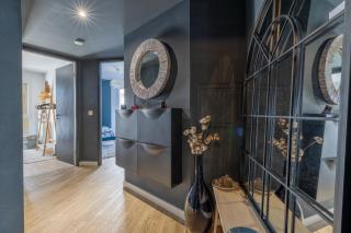 Spacious flat with terrasse and parking near metro - Bagnolet - 0