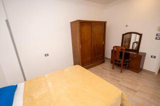 White Flower Flats - 6