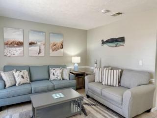 Beach Haven - Coastal Townhome 700 Feet to Beach, Fire Pit, BBQ, Pets OK, & More! - 7