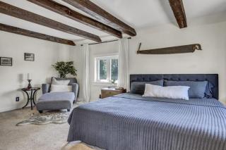 Back Bay Loft - Luxury Lakeview Condo in Downtown Wolfeboro - 7