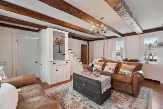 Mini Cows, Trails & Cozy Porch - 4