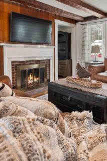 Mini Cows, Trails & Cozy Porch - 1