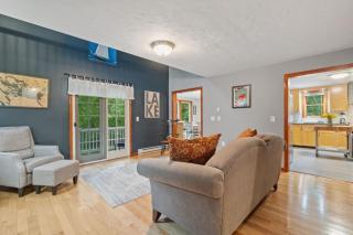 Gunstock Getaway - Hot Tub, Game Room & Near Lake - 7