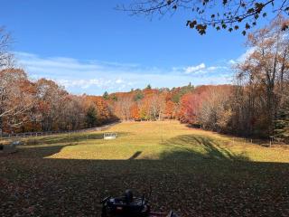 Winterberry Farmhouse - A Cozy New England Stay - 5
