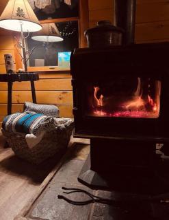 The EcoLodge - Hike, Stargaze & Cozy Fires - 7