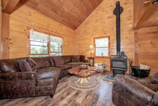 The EcoLodge - Hike, Stargaze & Cozy Fires - 2