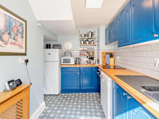 3 Bed in Brixham BX039 - Brixham - 3