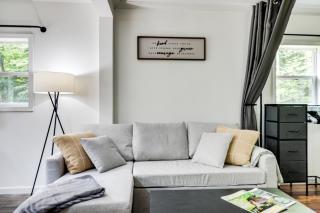 Woodsy and Charming! Tiny Haven with Yard in Pelkie - White - 6