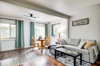 Woodsy and Charming! Tiny Cottage with Yard in Pelkie - 1