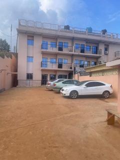 Cosy Home By Djoles - Yaoundé - 6