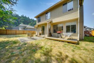 Walk to Hiking Trails Renton Home with Fenced Yard! - 9