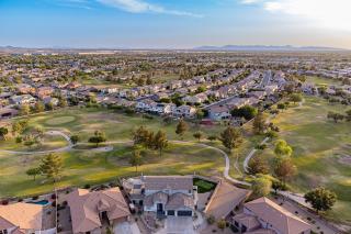 Lux Golf Course Oasis Pool, Putt-putt & 4 Kings!! - 4