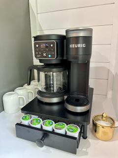 Modern 2BR Retreat in Harbor - 5