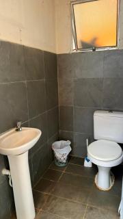 Sítio Refúgio e Paz - Churrasqueira, piscina, playground e quadra de areia para futevôlei e Beach tênis - 2