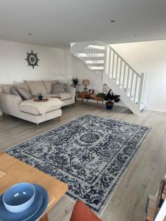 Seaside escape - private beach access - 5