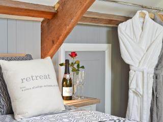 Ty Isaf Cottage - 1