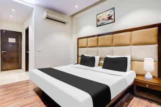 Super Townhouse Oak Sector 25 Gurgaon - 4