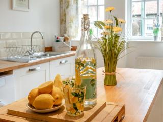 Stoney Cottage - Loftus - 2