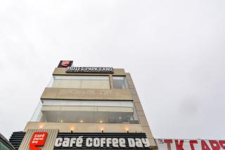 Hotel O Park Land - Zirakpur - 1
